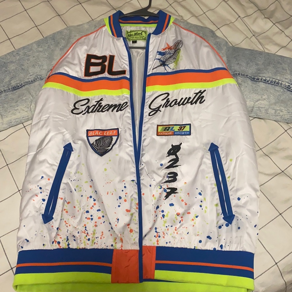 Black leaf bomber jacket